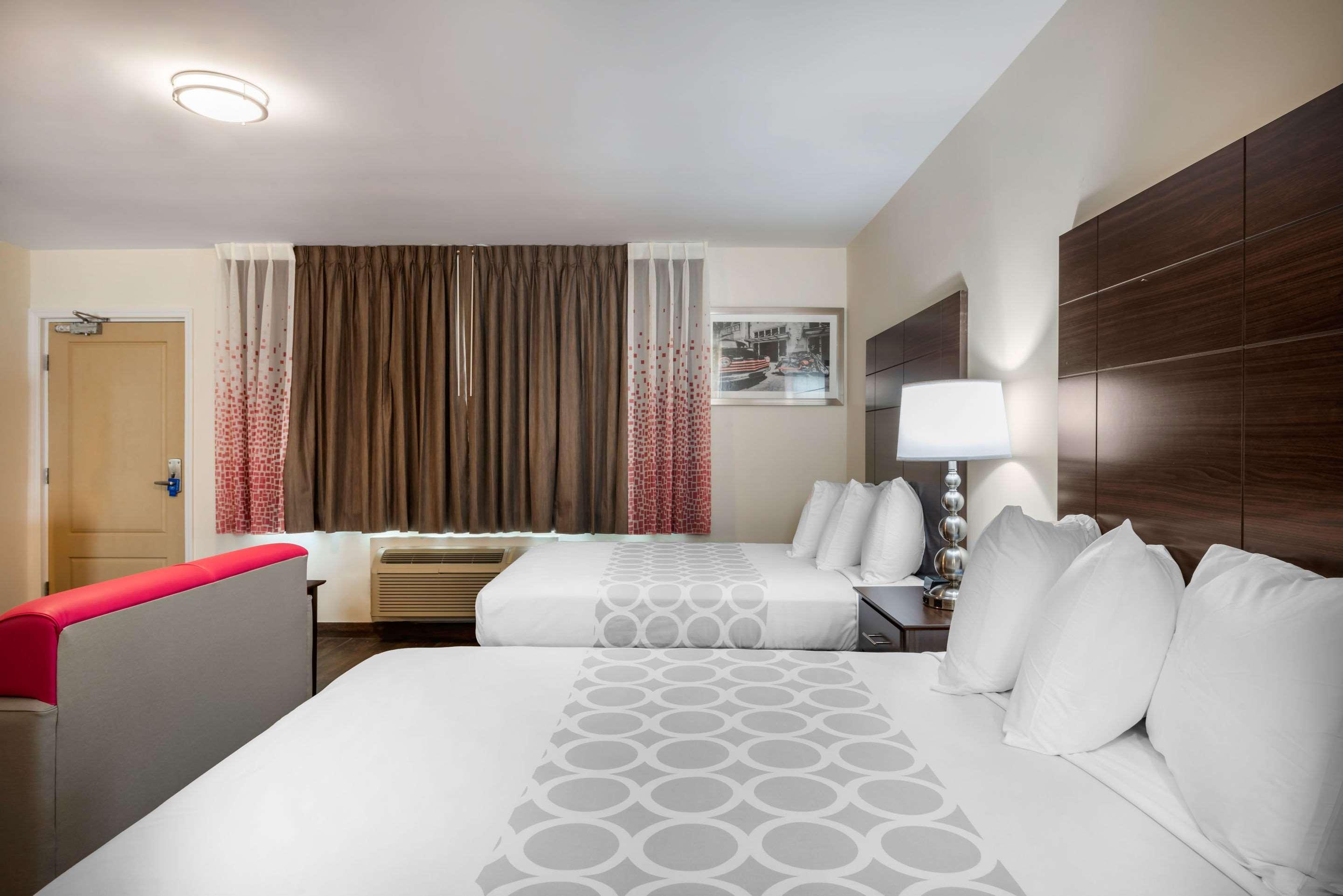 Downtown Hollywood Gardens Inn & Suites Dış mekan fotoğraf