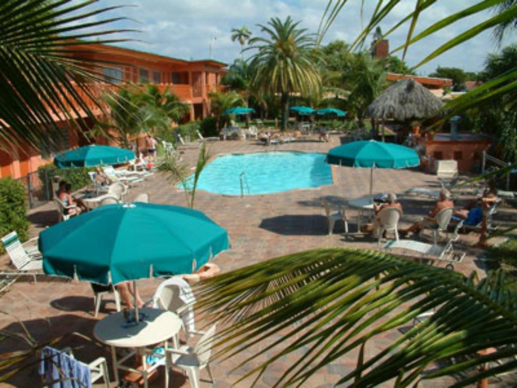 Downtown Hollywood Gardens Inn & Suites Dış mekan fotoğraf