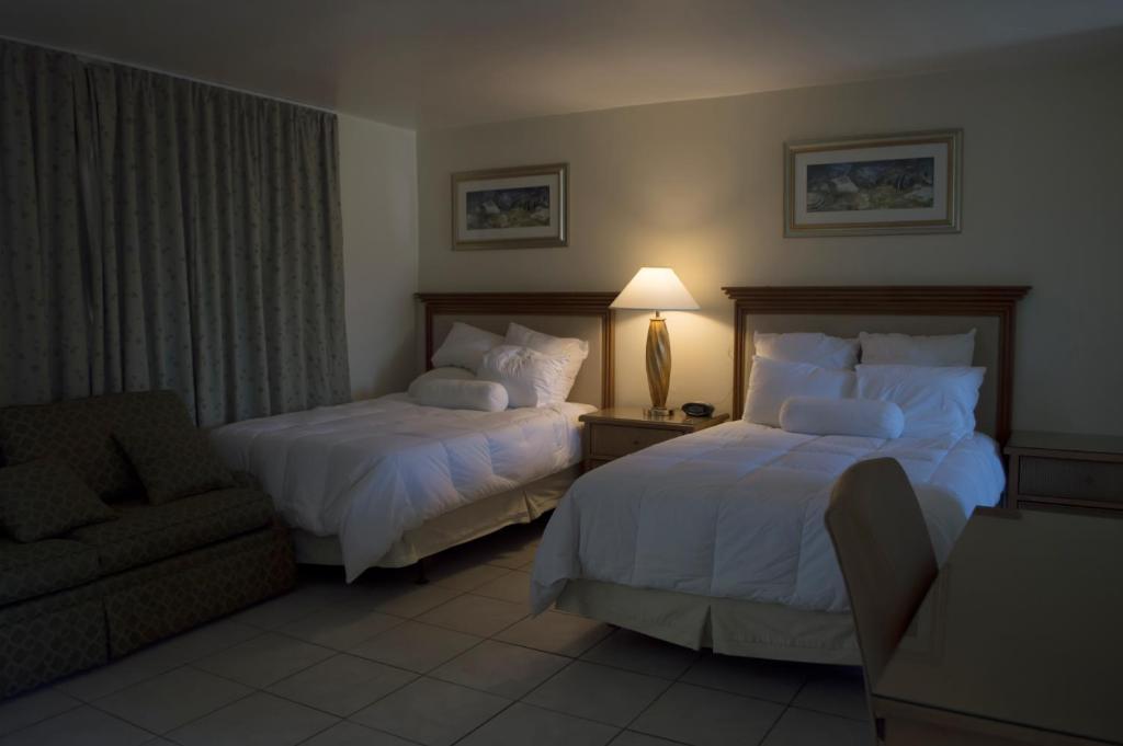 Downtown Hollywood Gardens Inn & Suites Dış mekan fotoğraf