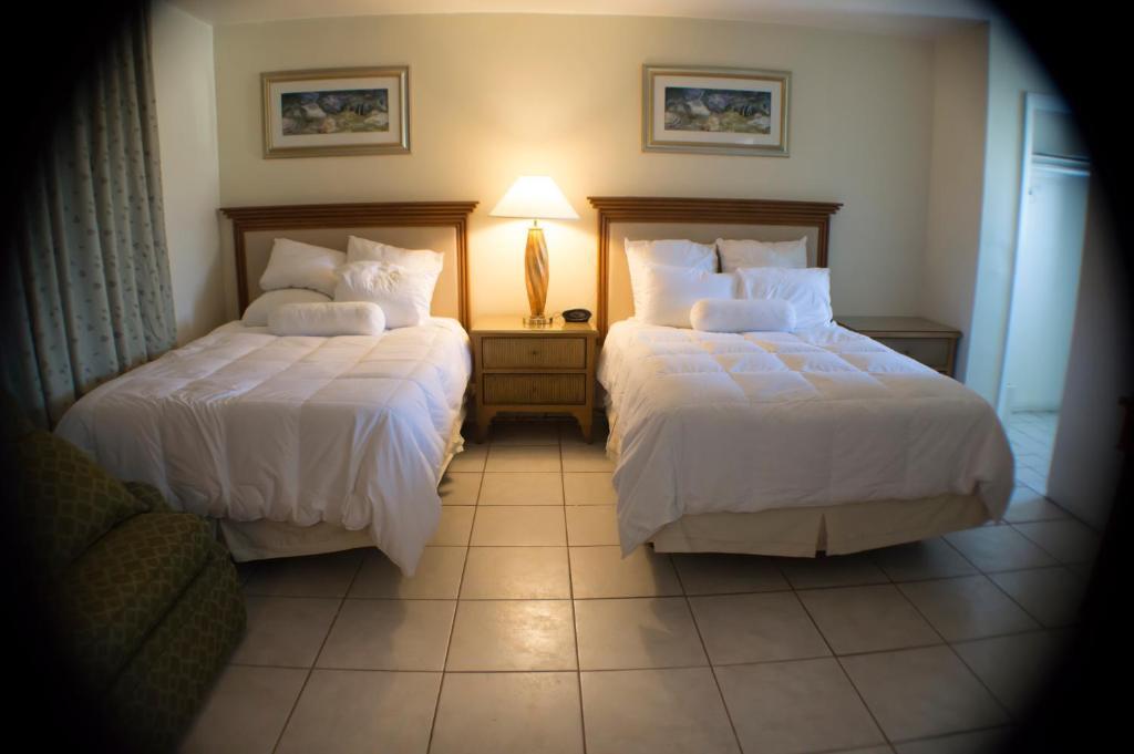Downtown Hollywood Gardens Inn & Suites Dış mekan fotoğraf